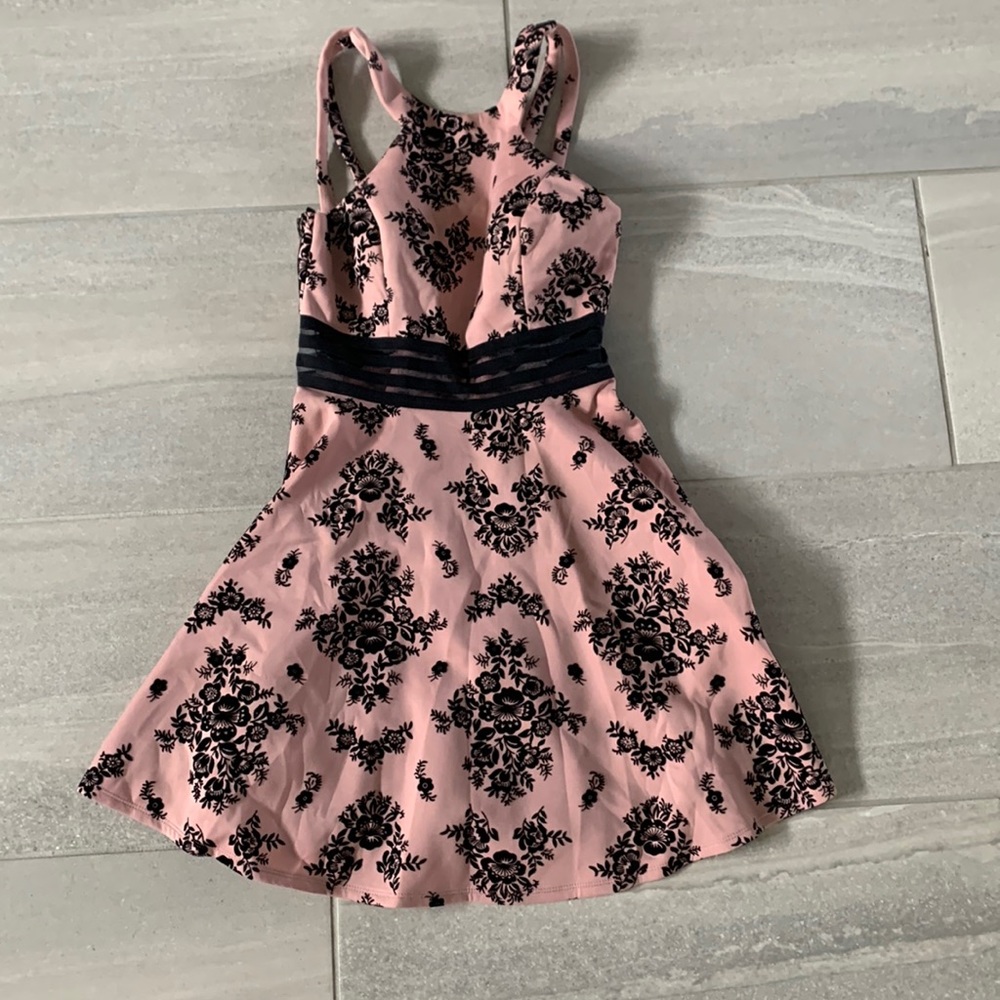 pink and black homecoming dress size 3